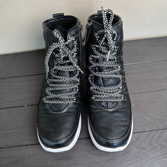 Weatherproof - Black Winter Boots, Size 9M - Picture 1 of 5